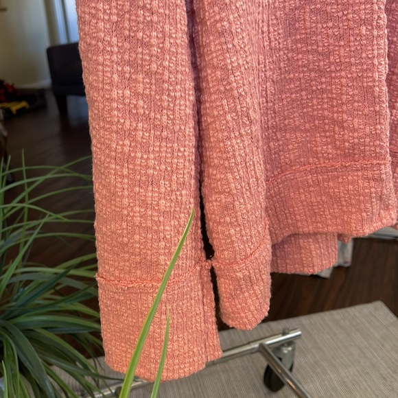 Vince Camuto V- Neck Button -Up Sweater Size XL - Picture 6 of 9